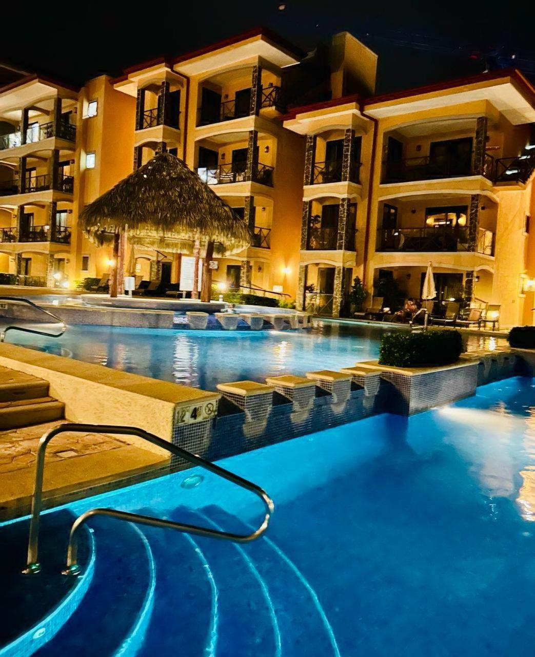 Apartamento De Lujo Las 3 Gotas Jaco, Frente Al Mar Con Vista A La Playa Ngoại thất bức ảnh