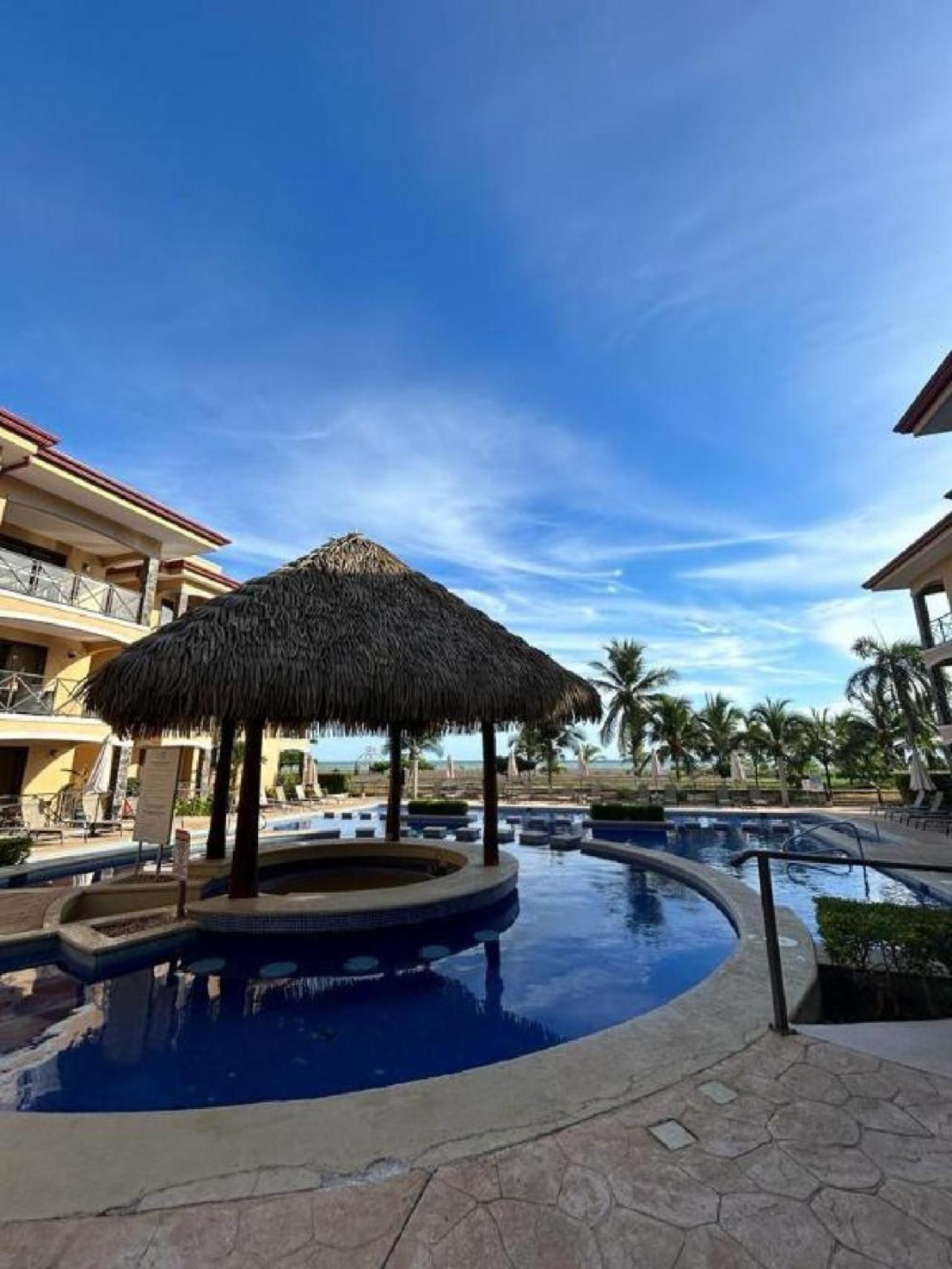 Apartamento De Lujo Las 3 Gotas Jaco, Frente Al Mar Con Vista A La Playa Ngoại thất bức ảnh